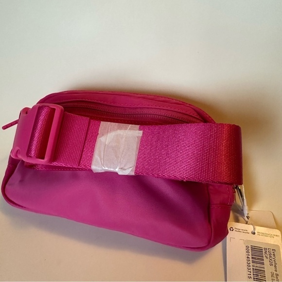 New NWT Lululemon Everywhere Belt Bag 1L Sonic Pink Bright Concert Fannie Pack - Picture 7 of 9